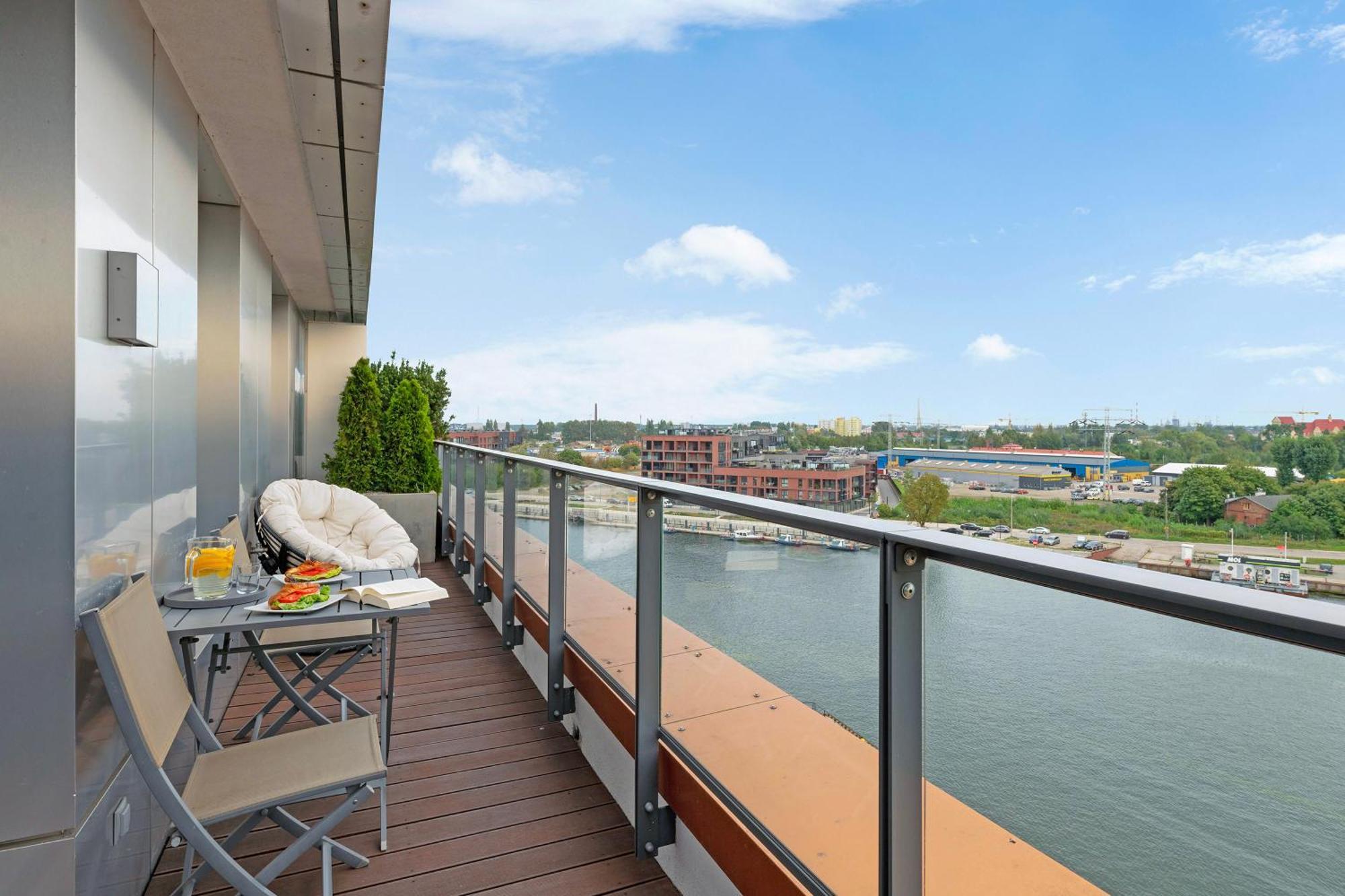 Brabank Riverside By Downtown Apartments 그단스크 외부 사진